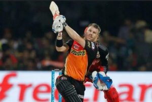 DAVID WARNER'S- LOFTED SHOT 